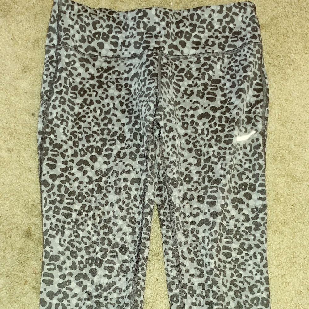 Nike cheeta print capris